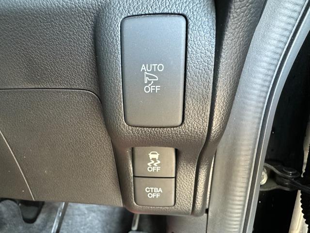 N-BOXカスタム G・ターボLパッケージ 両側パワースライド 純正フルセグナビ バックカメラ ETC2.0 Bluetoothミュージック オートクルーズ HIDヘッドライト LEDフォグ スマートキー スペアキー プッシュスタート(11枚目)