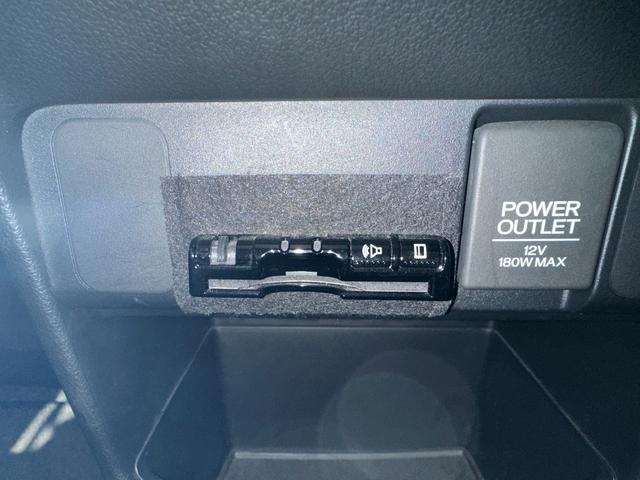 N-BOXカスタム G・ターボLパッケージ 両側パワースライド 純正フルセグナビ バックカメラ ETC2.0 Bluetoothミュージック オートクルーズ HIDヘッドライト LEDフォグ スマートキー スペアキー プッシュスタート(12枚目)