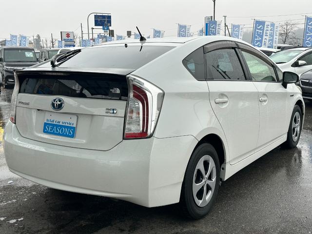 プリウス Ｇ　純正フルセグメモリーナビ　Ｂｌｕｅｔｏｏｔｈミュージック　バックカメラ　ＥＴＣ　パワーシート　ハーフレザーシート　オートライト　オートエアコン　オートクルーズ　ＨＩＤヘッドライト（18枚目）