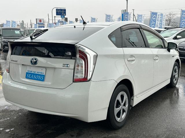 プリウス Ｇ　純正フルセグメモリーナビ　Ｂｌｕｅｔｏｏｔｈミュージック　バックカメラ　ＥＴＣ　パワーシート　ハーフレザーシート　オートライト　オートエアコン　オートクルーズ　ＨＩＤヘッドライト（19枚目）