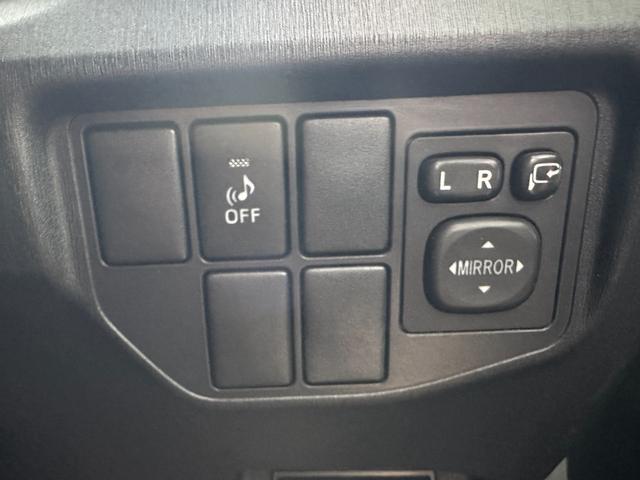 プリウス Ｇ　純正フルセグメモリーナビ　Ｂｌｕｅｔｏｏｔｈミュージック　バックカメラ　ＥＴＣ　パワーシート　ハーフレザーシート　オートライト　オートエアコン　オートクルーズ　ＨＩＤヘッドライト（32枚目）