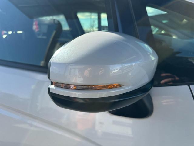 シャトル ハイブリッドＸ　ホンダセンシング　ハイブリッドＸ　ハイブリッドＸ　純正フルセグナビ　バックカメラ　Ｂｌｕｅｔｏｏｔｈミュージック　ビルトインＥＴＣ　ＵＳＢポート　オートクルーズ　ＬＥＤヘッドライト　ＬＥＤフォグライト（24枚目）