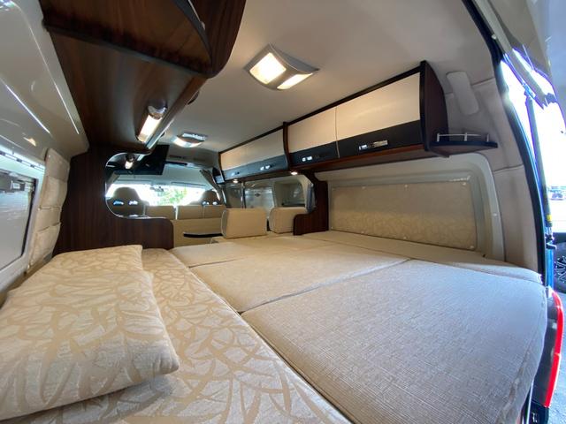 ハイエースバン SPロングDXキャンP デルタリンク ダーウィン Q3 リアTV・ソーラーパネル・サブバッテリ・走行充電・FFヒータ・常設ベッド・冷蔵庫・オーリンズサス鍛造ホイール・BRIDEシートF左右・インバータ(15枚目)