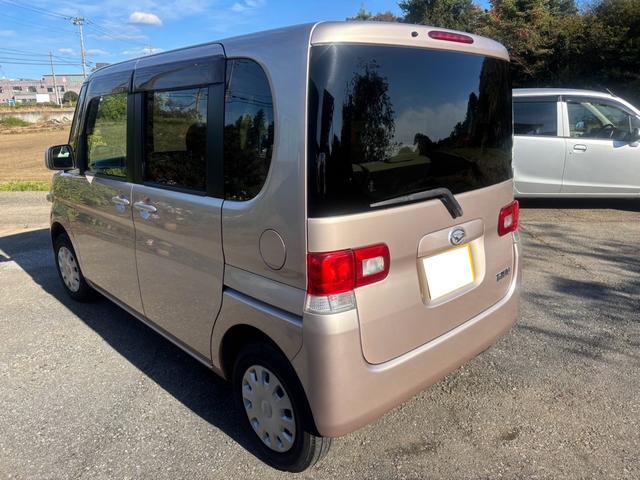 タント L ナビ 後席両側スライドドア キーレス 盗難防止システム エアコン パワーステアリング ベンチシート CD再生可能 運転席助手席エアバック(4枚目)