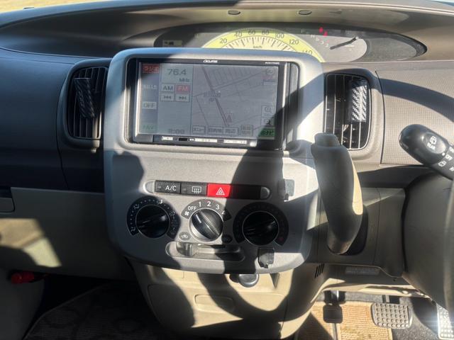 タント L ナビ 後席両側スライドドア キーレス 盗難防止システム エアコン パワーステアリング ベンチシート CD再生可能 運転席助手席エアバック(10枚目)