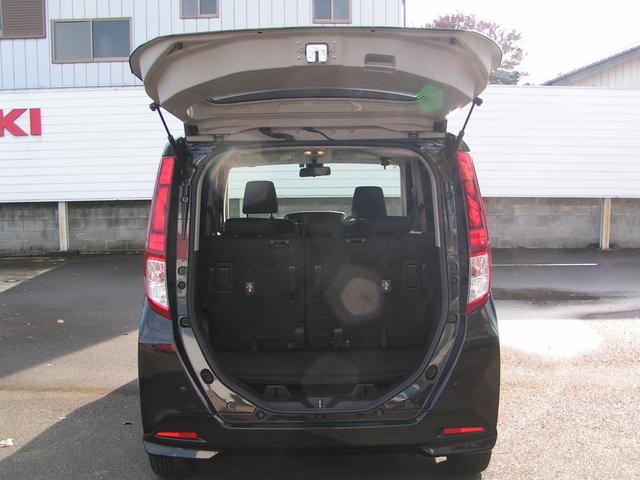 ルーミー カスタムＧ　Ｓ　両側パワースライド　Ｂｌｕｅｔｏｏｔｈ　ナビＴＶ　ＥＴＣ　バックカメラ　ＬＥＤヘッドランプ　シートヒーター　衝突軽減ブレーキスマートアシスト　アルミホイール（11枚目）