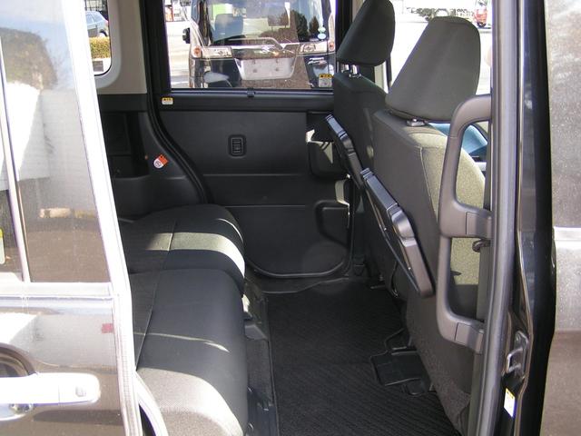 ルーミー カスタムＧ　Ｓ　両側パワースライド　Ｂｌｕｅｔｏｏｔｈ　ナビＴＶ　ＥＴＣ　バックカメラ　ＬＥＤヘッドランプ　シートヒーター　衝突軽減ブレーキスマートアシスト　アルミホイール（18枚目）