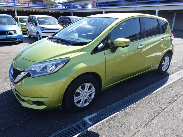 ノート ｅ－パワー　Ｘ　純正メモリーナビ　フルセグ　アラウンドビューモニター　デジタルインナーミラー　インテリキー　プッシュスタート　ＥＴＣ　ＬＥＤヘッドライト　エマージェンシーブレーキ　レーンキープ　走行３７０００ｋｍ（7枚目）