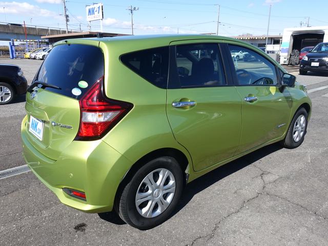 ノート ｅ－パワー　Ｘ　純正メモリーナビ　フルセグ　アラウンドビューモニター　デジタルインナーミラー　インテリキー　プッシュスタート　ＥＴＣ　ＬＥＤヘッドライト　エマージェンシーブレーキ　レーンキープ　走行３７０００ｋｍ（8枚目）