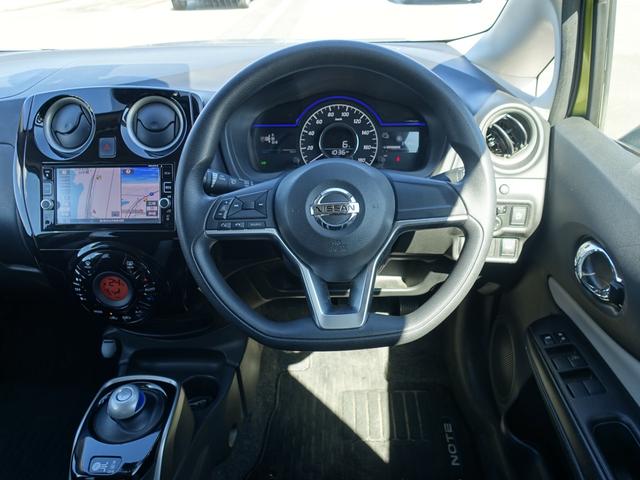 ノート ｅ－パワー　Ｘ　純正メモリーナビ　フルセグ　アラウンドビューモニター　デジタルインナーミラー　インテリキー　プッシュスタート　ＥＴＣ　ＬＥＤヘッドライト　エマージェンシーブレーキ　レーンキープ　走行３７０００ｋｍ（15枚目）