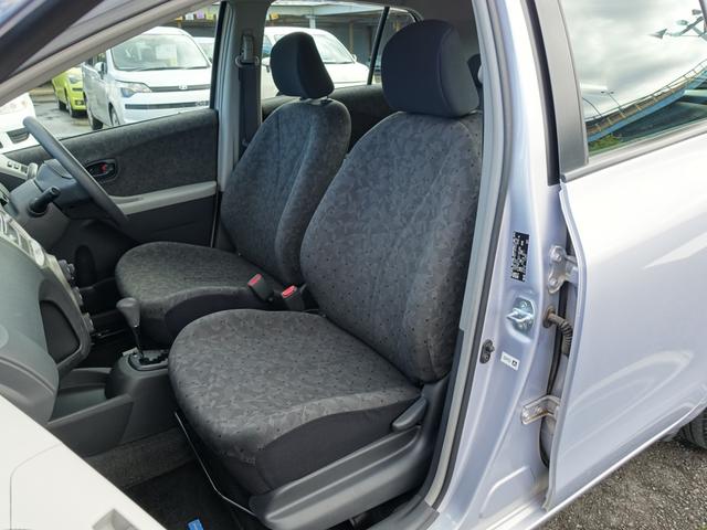 ヴィッツ Ｂ　Ｓエディション　キーレス　ＡＵＸ付ＣＤデッキ　ウィンカーミラー　プライバシーガラス　ドアバイザー（13枚目）