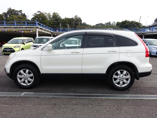 ＣＲ－Ｖ Ｘ　フルタイム４ＷＤ　純正ＨＤＤナビ　前後カメラ　ＥＴＣ　ＨＩＤヘッドライト　フォグランプ　キーレス　純正アルミ　オートエアコン（5枚目）