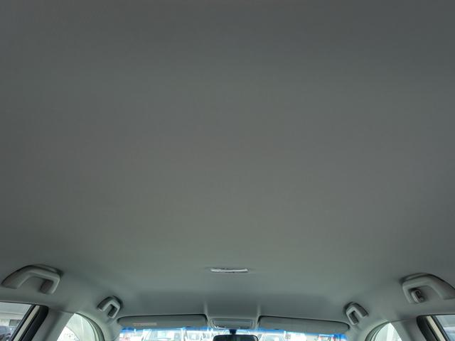 ＣＲ－Ｖ Ｘ　フルタイム４ＷＤ　純正ＨＤＤナビ　前後カメラ　ＥＴＣ　ＨＩＤヘッドライト　フォグランプ　キーレス　純正アルミ　オートエアコン（12枚目）