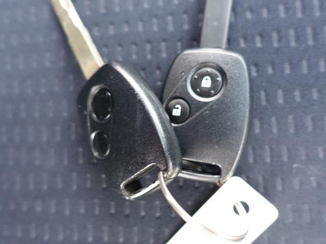 ＣＲ－Ｖ Ｘ　フルタイム４ＷＤ　純正ＨＤＤナビ　前後カメラ　ＥＴＣ　ＨＩＤヘッドライト　フォグランプ　キーレス　純正アルミ　オートエアコン（21枚目）