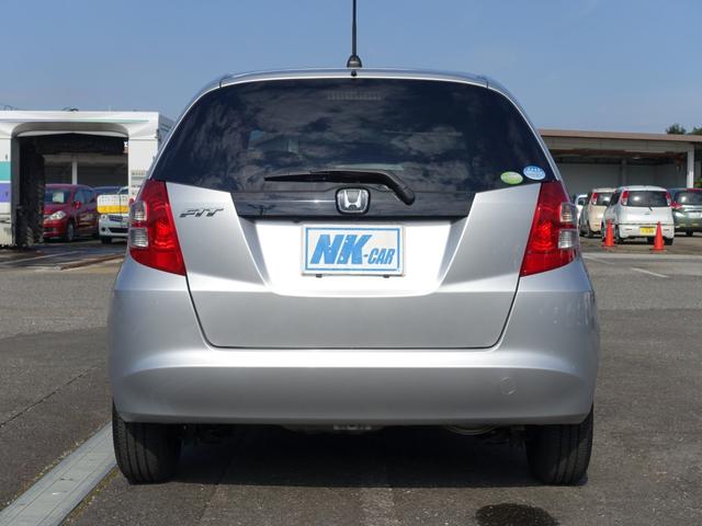 フィット G 純正HDDナビ バックカメラ ETC キーレス ワンセグ ミュージックサーバー ステアリングリモコン(3枚目)