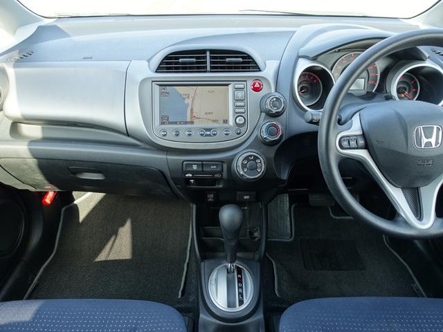 フィット G 純正HDDナビ バックカメラ ETC キーレス ワンセグ ミュージックサーバー ステアリングリモコン(10枚目)