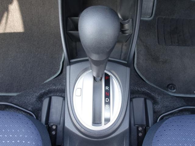 フィット G 純正HDDナビ バックカメラ ETC キーレス ワンセグ ミュージックサーバー ステアリングリモコン(11枚目)