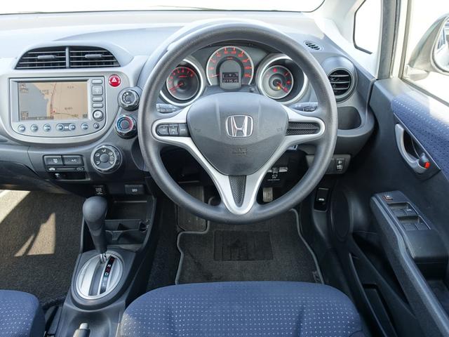 フィット G 純正HDDナビ バックカメラ ETC キーレス ワンセグ ミュージックサーバー ステアリングリモコン(15枚目)