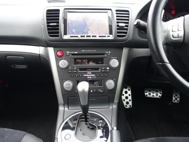 レガシィツーリングワゴン ２．０ＧＴ　アーバンセレクション　フルタイム４ＷＤ　社外ＨＤＤナビ　バックカメラ　フルセグ　ＥＴＣ　スマートキー　パドルシフト　革巻ステアリング　ＨＩＤヘッドライト　フォグランプ　オートライト　バックフォグ　純正アルミ（10枚目）