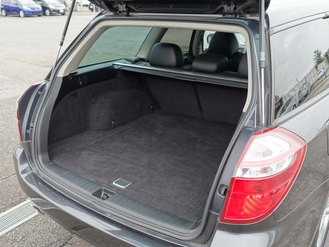 レガシィツーリングワゴン ２．０ＧＴ　アーバンセレクション　フルタイム４ＷＤ　社外ＨＤＤナビ　バックカメラ　フルセグ　ＥＴＣ　スマートキー　パドルシフト　革巻ステアリング　ＨＩＤヘッドライト　フォグランプ　オートライト　バックフォグ　純正アルミ（18枚目）