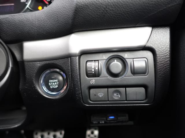 レガシィツーリングワゴン ２．０ＧＴ　アーバンセレクション　フルタイム４ＷＤ　社外ＨＤＤナビ　バックカメラ　フルセグ　ＥＴＣ　スマートキー　パドルシフト　革巻ステアリング　ＨＩＤヘッドライト　フォグランプ　オートライト　バックフォグ　純正アルミ（26枚目）