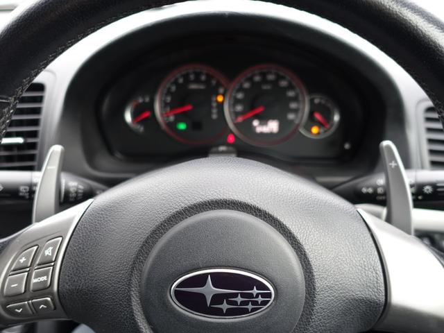 レガシィツーリングワゴン ２．０ＧＴ　アーバンセレクション　フルタイム４ＷＤ　社外ＨＤＤナビ　バックカメラ　フルセグ　ＥＴＣ　スマートキー　パドルシフト　革巻ステアリング　ＨＩＤヘッドライト　フォグランプ　オートライト　バックフォグ　純正アルミ（27枚目）