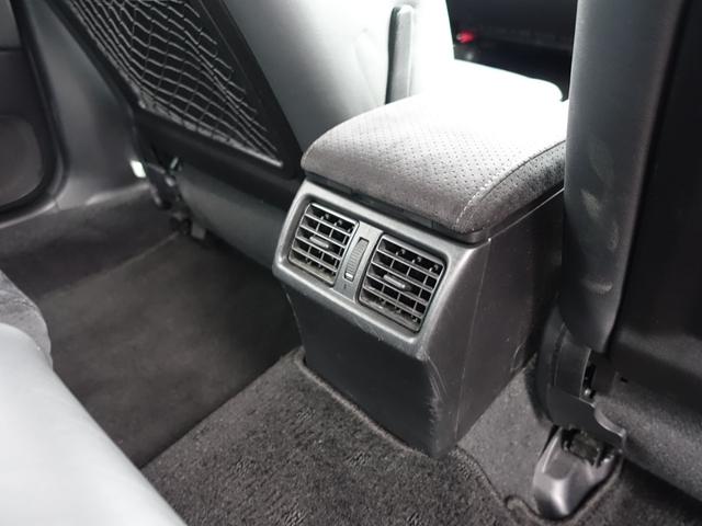 レガシィツーリングワゴン ２．０ＧＴ　アーバンセレクション　フルタイム４ＷＤ　社外ＨＤＤナビ　バックカメラ　フルセグ　ＥＴＣ　スマートキー　パドルシフト　革巻ステアリング　ＨＩＤヘッドライト　フォグランプ　オートライト　バックフォグ　純正アルミ（35枚目）