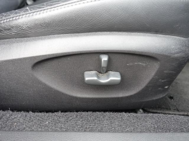 レガシィツーリングワゴン ２．０ＧＴ　アーバンセレクション　フルタイム４ＷＤ　社外ＨＤＤナビ　バックカメラ　フルセグ　ＥＴＣ　スマートキー　パドルシフト　革巻ステアリング　ＨＩＤヘッドライト　フォグランプ　オートライト　バックフォグ　純正アルミ（36枚目）