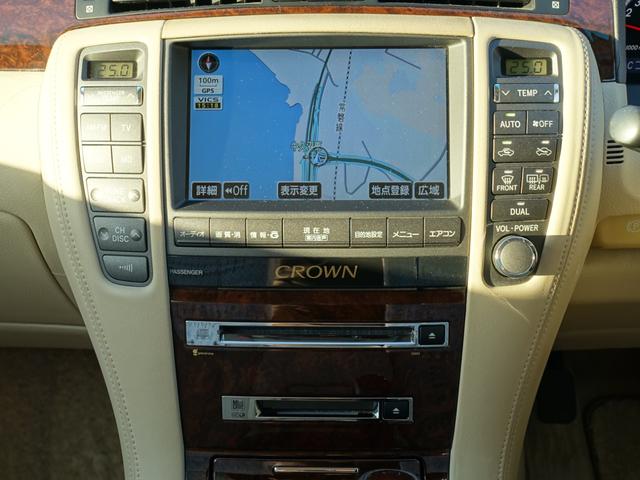 クラウン ロイヤルサルーン　６０ｔｈスペシャルＥＤ　純正ＨＤＤナビ　バックカメラ　ナビ連動ＥＴＣ　パワーシート　コーナーセンサー　ＨＩＤヘッドライト　オートライト　フォグランプ　スマートキー　クルーズコントロール（10枚目）