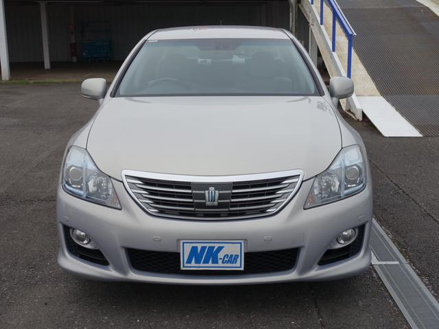 クラウンハイブリッド スタンダードパッケージ　走行４７０００ｋｍ　純正ＨＤＤナビ　横後カメラ　ナビ連動ＥＴＣ　フルセグ　Ｂｌｕｅｔｏｏｔｈ　スマートキー　ＨＩＤヘッドライト　オートライト　コーナーセンサー　ステアリングリモコン　パワーシート（2枚目）