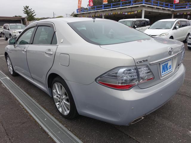 クラウンハイブリッド スタンダードパッケージ　走行４７０００ｋｍ　純正ＨＤＤナビ　横後カメラ　ナビ連動ＥＴＣ　フルセグ　Ｂｌｕｅｔｏｏｔｈ　スマートキー　ＨＩＤヘッドライト　オートライト　コーナーセンサー　ステアリングリモコン　パワーシート（9枚目）