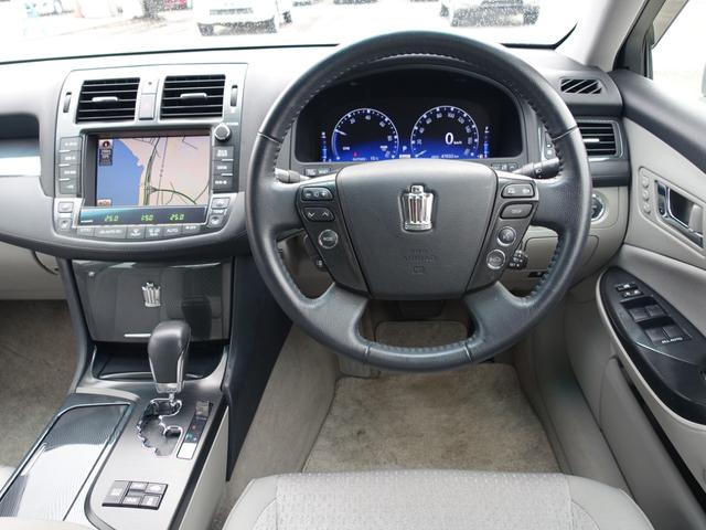 クラウンハイブリッド スタンダードパッケージ　走行４７０００ｋｍ　純正ＨＤＤナビ　横後カメラ　ナビ連動ＥＴＣ　フルセグ　Ｂｌｕｅｔｏｏｔｈ　スマートキー　ＨＩＤヘッドライト　オートライト　コーナーセンサー　ステアリングリモコン　パワーシート（15枚目）