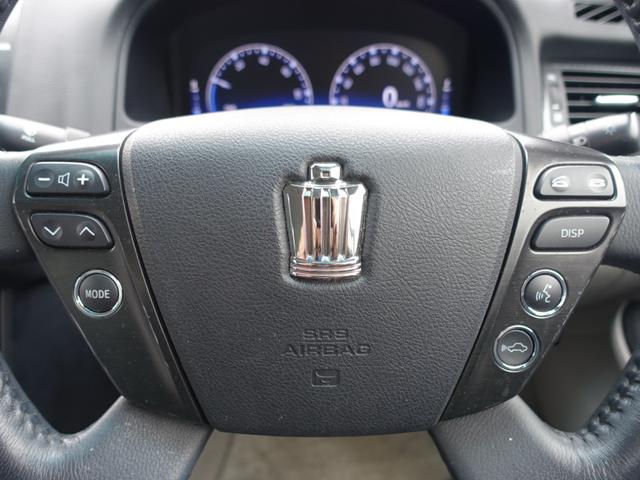 クラウンハイブリッド スタンダードパッケージ　走行４７０００ｋｍ　純正ＨＤＤナビ　横後カメラ　ナビ連動ＥＴＣ　フルセグ　Ｂｌｕｅｔｏｏｔｈ　スマートキー　ＨＩＤヘッドライト　オートライト　コーナーセンサー　ステアリングリモコン　パワーシート（23枚目）