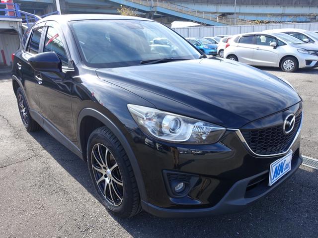 ＣＸ－５ ＸＤ　Ｌパッケージ　革シート　純正メモリーナビ　バックカメラ　フルセグ　Ｂｌｕｅｔｏｏｔｈ　シートヒーター　ＥＴＣ　ステアリングリモコン　クルーズコントロール　ＨＩＤヘッドライト　オートライト　フォグランプ（6枚目）