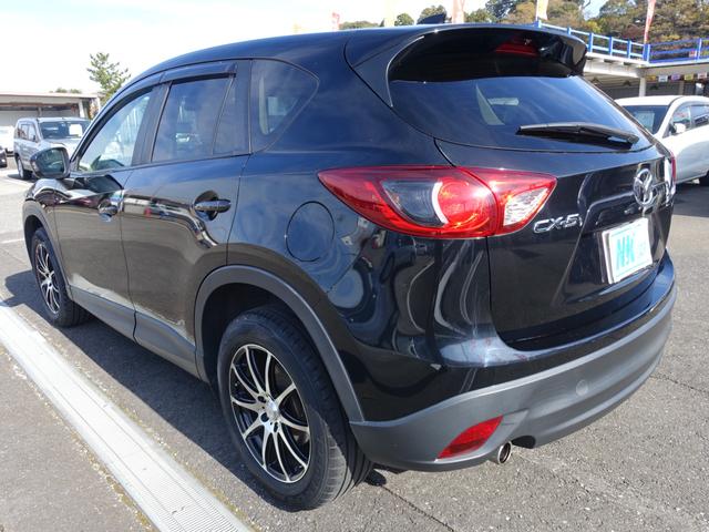 ＣＸ－５ ＸＤ　Ｌパッケージ　革シート　純正メモリーナビ　バックカメラ　フルセグ　Ｂｌｕｅｔｏｏｔｈ　シートヒーター　ＥＴＣ　ステアリングリモコン　クルーズコントロール　ＨＩＤヘッドライト　オートライト　フォグランプ（9枚目）