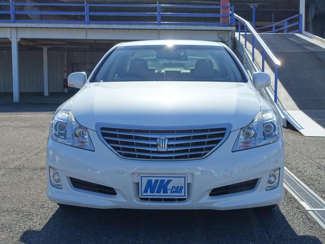 クラウン ロイヤルサルーンＧ　純正ＨＤＤナビ　フルセグ　スマートキー　コーナーセンサー　ＥＴＣ　パワーシート　ＨＩＤヘッドライト　オートライト　フォグランプ　クルーズコントロール　ステアリングリモコン（2枚目）