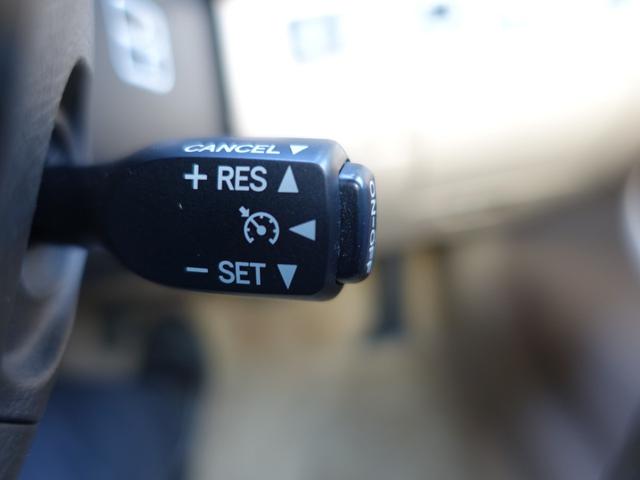 クラウン ロイヤルサルーンＧ　純正ＨＤＤナビ　フルセグ　スマートキー　コーナーセンサー　ＥＴＣ　パワーシート　ＨＩＤヘッドライト　オートライト　フォグランプ　クルーズコントロール　ステアリングリモコン（30枚目）