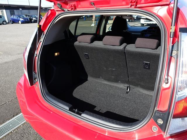 アクア G 純正メモリーナビ バックカメラ フルセグ Bluetooth スマートキー プッシュスタート ステアリングリモコン オートライト 社外アルミ(18枚目)