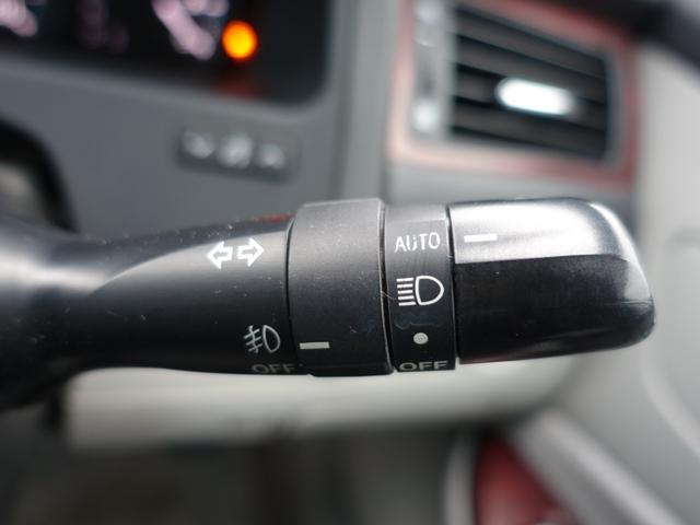 クラウン ロイヤルサルーン　ナビパッケージ　純正ＨＤＤナビ　フルセグ　Ｂｌｕｅｔｏｏｔｈ　バックカメラ　ＨＩＤヘッドライト　オートライト　フォグランプ　ＥＴＣ　クルーズコントロール　スマートキー　パワーシート　走行４１０００ｋｍ（26枚目）