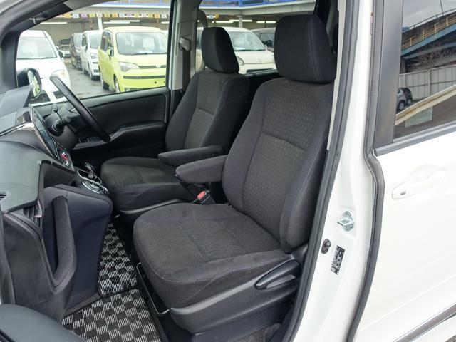 ノア ハイブリッドＧ　ＴＲＤエアロ　アルパインナビ　フリップダウンモニター　両側パワースライドドア　シートヒーター　バックカメラ　Ｂｌｕｅｔｏｏｔｈ　ナビ連動ＥＴＣ　クルーズコントロール　ＬＥＤヘッドライト　フォグランプ（13枚目）