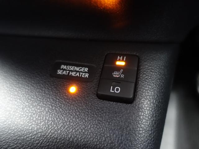 プリウス Ｓツーリングセレクション　本革シート　純正メモリーナビ　バックカメラ　フルセグ　Ｂｌｕｅｔｏｏｔｈ　ナビ連動ＥＴＣ　シートヒーター　クルーズコントロール　ステアリングリモコン　スマートキー　ＬＥＤヘッドライト　オートライト（26枚目）