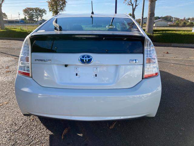 プリウス Sツーリングセレクション(5枚目)