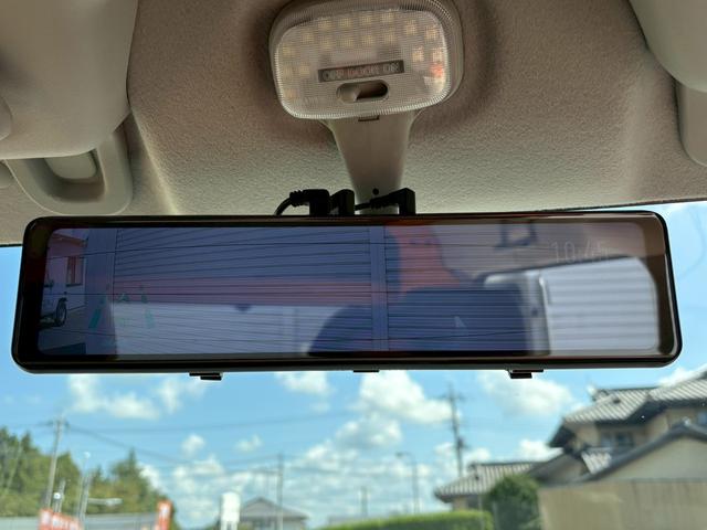 エブリイ ＰＣ　ハイルーフ　車中泊用寝台　デジタルインナーミラー　キーレス（12枚目）