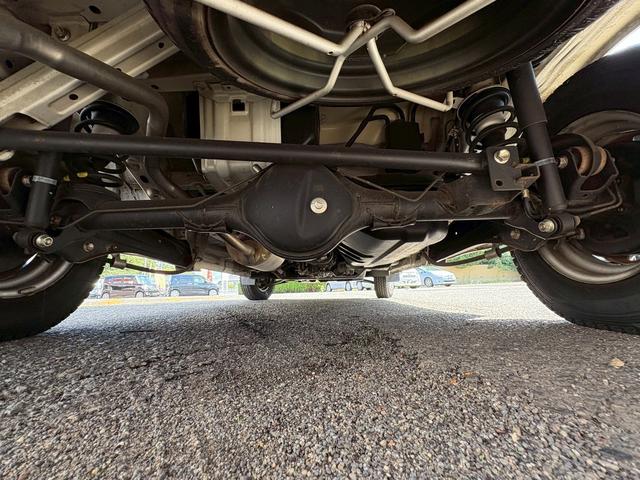 エブリイ ＰＣ　ハイルーフ　車中泊用寝台　デジタルインナーミラー　キーレス（13枚目）