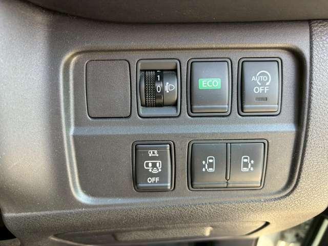 セレナ ハイウェイスター　アラウンドビューモニター両側パワースライド　純正ナビ　前方ドラレコ　ＥＴＣ　１６インチ社外アルミ　ハンズフリーオートスライド（10枚目）