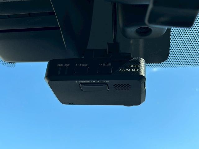 ノート ｅ－パワー　Ｘ　純正フルセグナビ　衝突軽減ブレーキ　プッシュスタート　前方ドラレコ（10枚目）