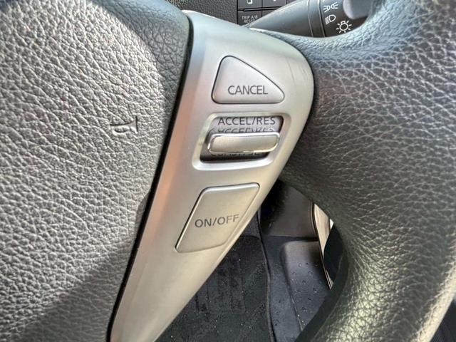 セレナ ２０Ｓ　純正ナビ　バックカメラ　クルーズコントロール　キーレス（9枚目）