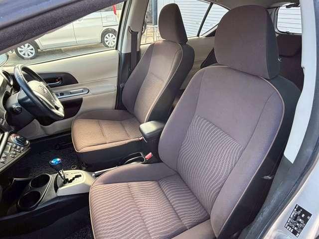 アクア Ｇ　純正ナビ　社外アルミ　キーレス（36枚目）