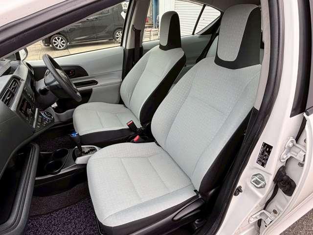 アクア Ｌ　キーレス　純正オーディオ　社外アルミ（33枚目）