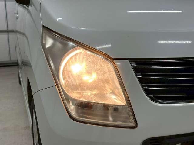 ワゴンＲ ＦＸリミテッド　純正オーディオ　プッシュスタート　純正アルミ　電動格納ミラー　オートエアコン（15枚目）